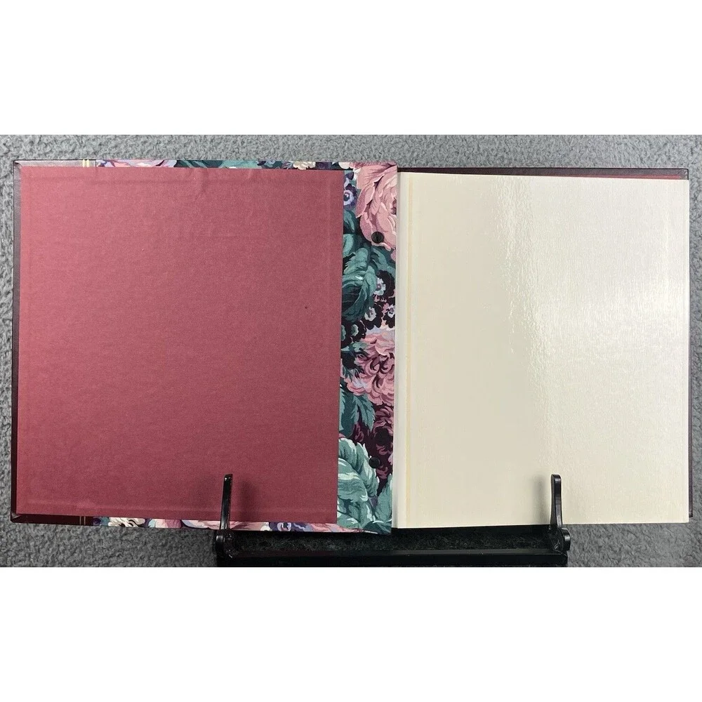 VTG 80s Floral & Faux Leather “Magnetic” Photo Album With 15 Double-Sided Pages